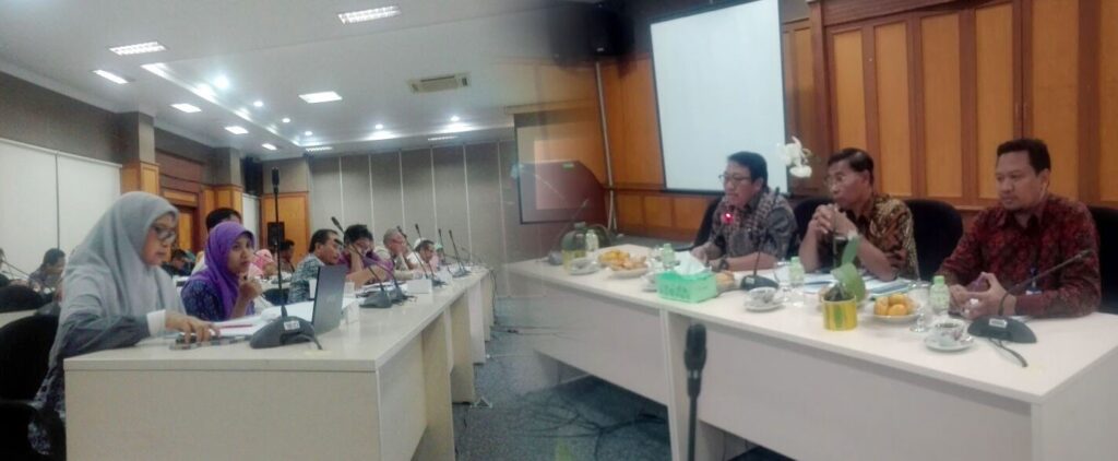 Dr. Awang Maharijaya Pimpin Rapat Penyusunan Pedoman Teknis Bawang Merah