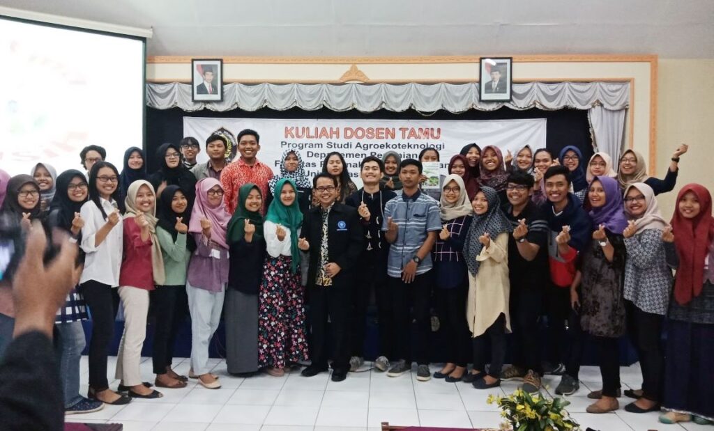 Prof. Muhamad Syukur Lakukan Kuliah Umum Pemuliaan Tanaman Di UNDIP - Semarang