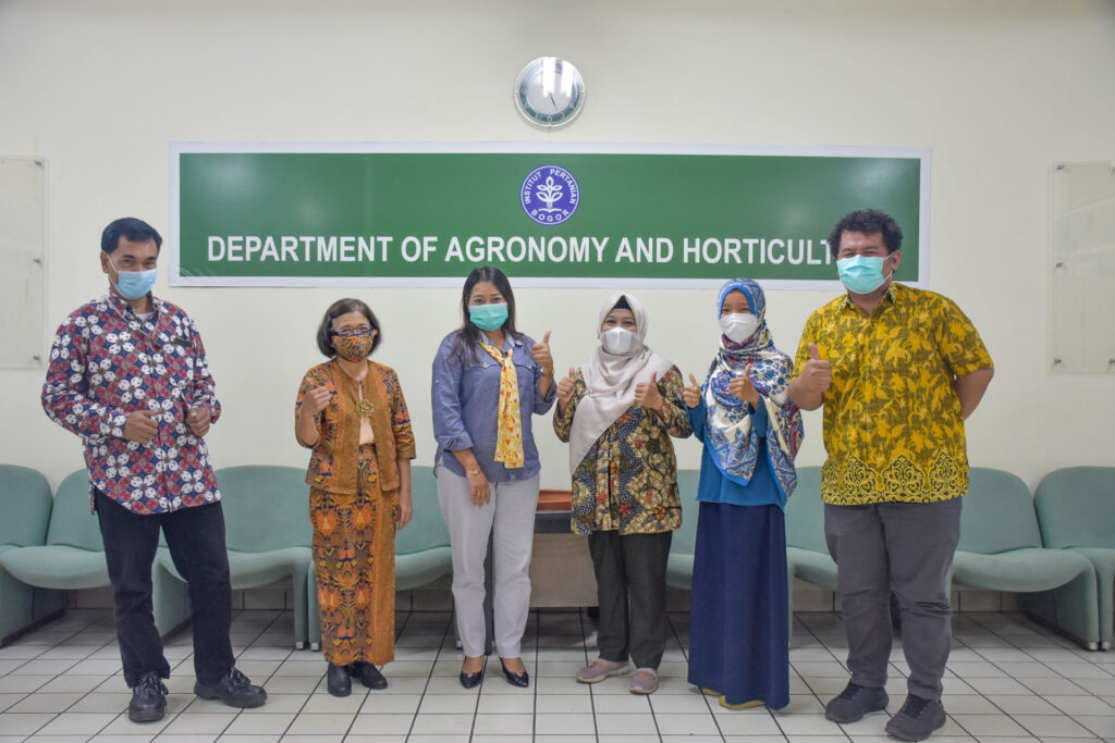 Kunjungan Kerja dan Studi Banding Kinerja Laboratorium Agronomi dan Hortikultura oleh Fakultas Pertanian Universitas TIDAR