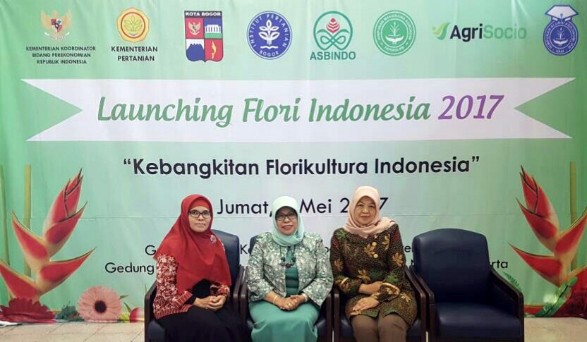 Soft-Lauching Flori Indonesia - Staf Dosen dan Mahasiswa AGH sebagai Panitia