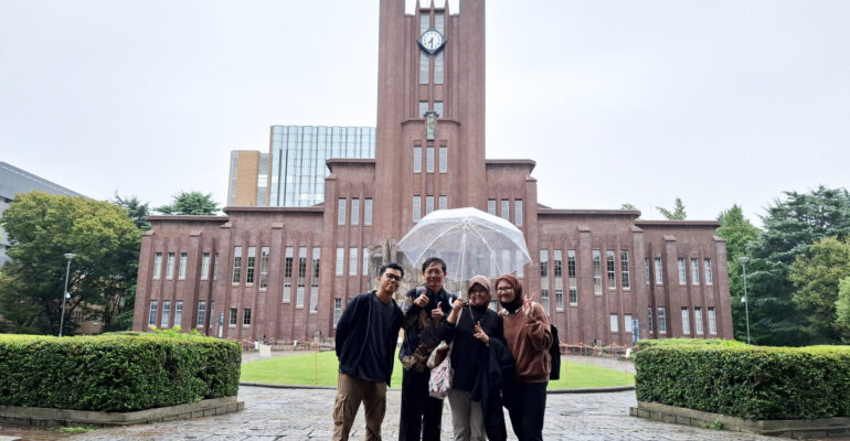 2024-10-25 IPB delegates in front of Yasuda Hall, The University of Tokyo