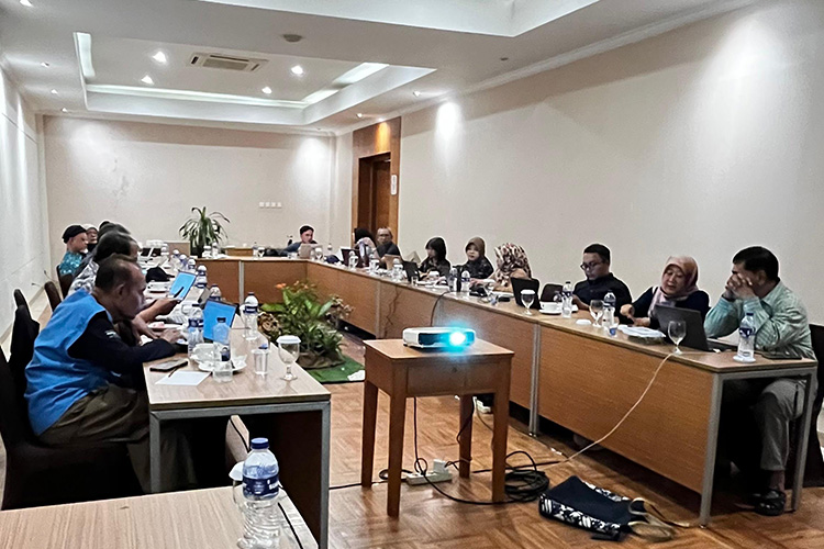 15gdosen-pwr-fid-256992303